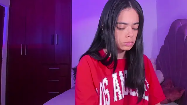 BelleVaal online show from December 2025 03:34:01 AM