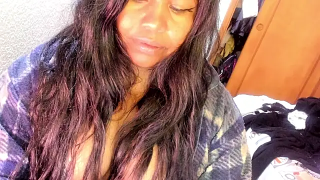 ebonycamelia online show from April 2026 05:42:02 PM