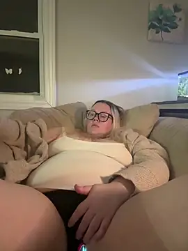 Kennaknox online show from February 2026 02:37:02 AM