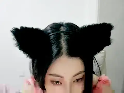 XIAOFENG-2025 online show from November 2025 08:14:01 AM