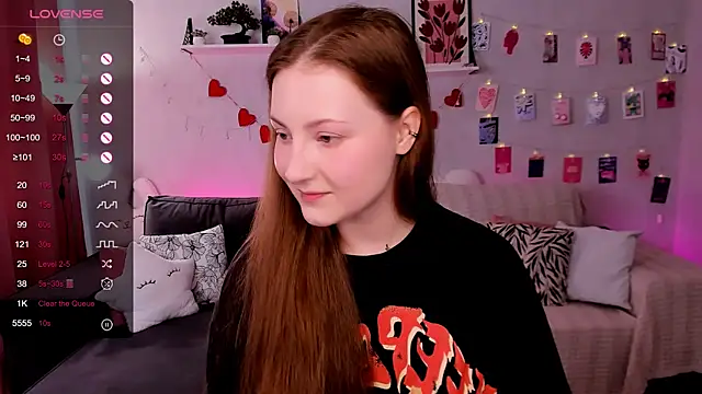 velvet cherry  online show from April 2026 07:55:02 AM