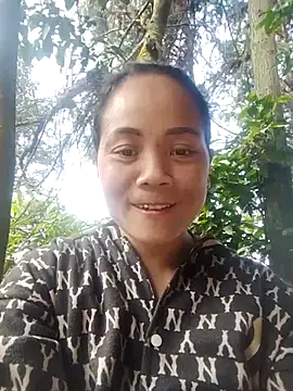 bela-hayes online show from November 2025 06:12:01 AM