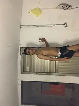 Snapshot of nyxen12hot chatting on November 2025 07:55:01 AM nyxen12hot online show from November 2025 07:55:01 AM