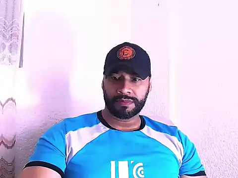 musclehetero online show from March 2026 04:35:01 PM