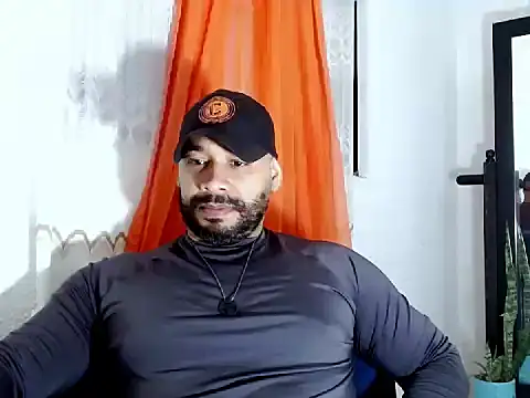 Snapshot of musclehetero chatting on June 2026 06:40:01 AM musclehetero online show from June 2026 06:40:01 AM