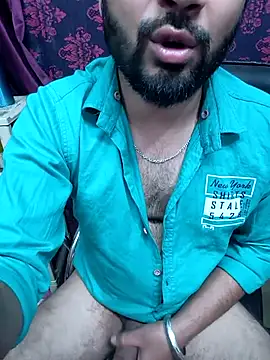 Cute Lucky online show from February 2026 08:40:02 PM