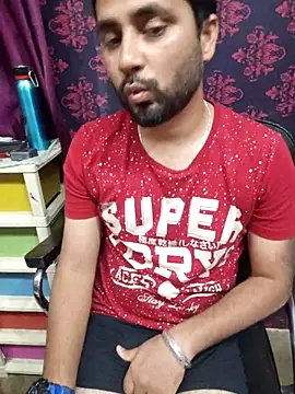 Cute Lucky online show from April 2026 10:10:01 AM