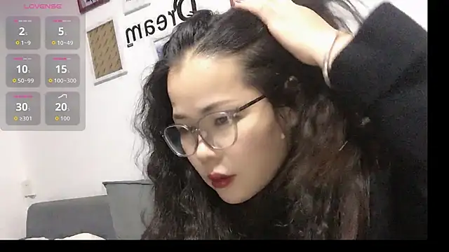 Snapshot of Huahua3187 chatting on November 2025 11:32:02 AM Huahua3187 online show from November 2025 11:32:02 AM