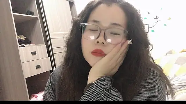 Snapshot of Huahua3187 chatting on November 2025 12:04:01 PM Huahua3187 online show from November 2025 12:04:01 PM