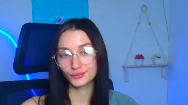 Stella XO online show from February 2026 06:48:02 AM