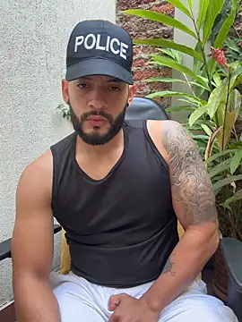 Snapshot of Mike_savage3 chatting on November 2025 12:48:02 PM Mike savage3 online show from November 2025 12:48:02 PM