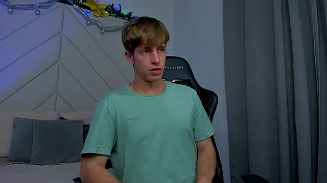 Snapshot of Ostin_Saints chatting on December 2025 05:26:02 AM Ostin Saints online show from December 2025 05:26:02 AM