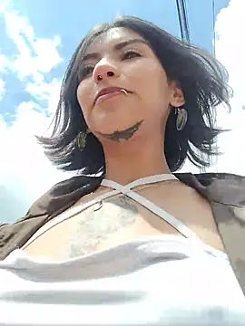 Zoe addiction online show from January 2026 04:43:01 PM