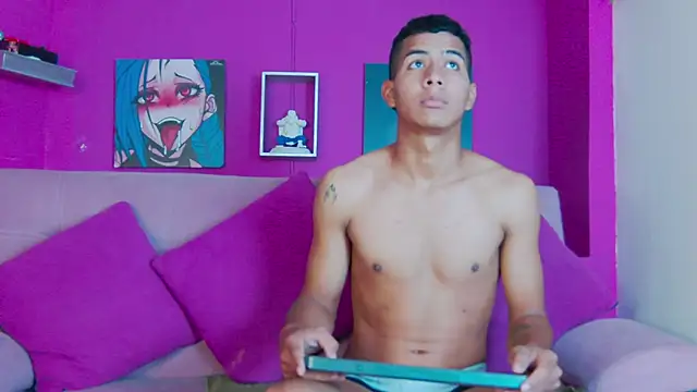 Noah Greenhart online show from December 2025 12:57:02 PM