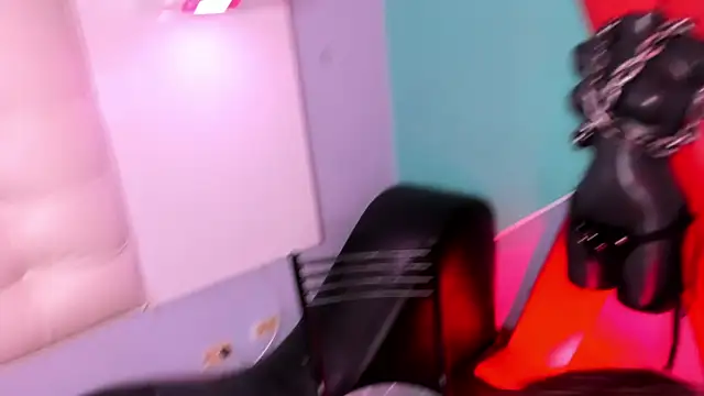 ArhyFoxx1 online show from January 2026 11:45:02 AM