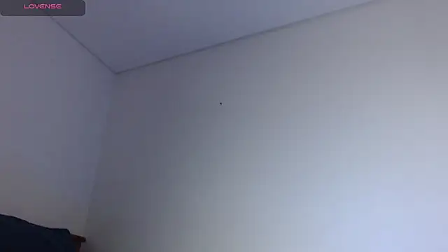 MikeSantoss1 online show from December 2025 12:53:01 AM