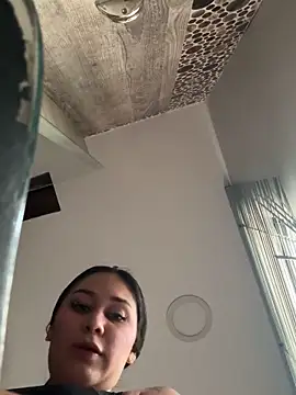 kylie pregnat online show from November 2025 01:13:01 PM