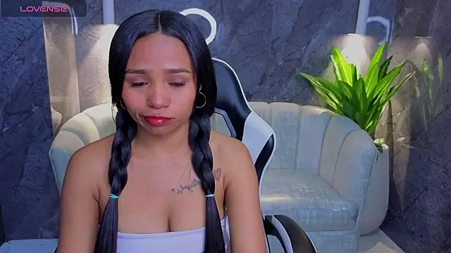 Sofia Tx  online show from November 2025 12:49:02 PM