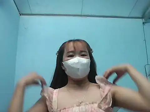 Snapshot of LinhChi09 chatting on June 2026 01:47:01 PM LinhChi09 online show from June 2026 01:47:01 PM