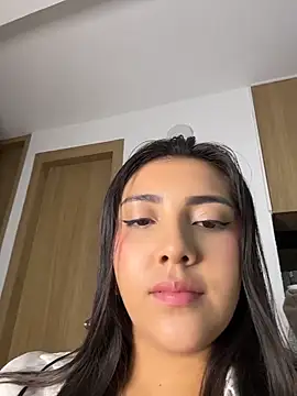 Snapshot of Sammyy_torres chatting on May 2026 02:52:01 AM Sammyy torres online show from May 2026 02:52:01 AM