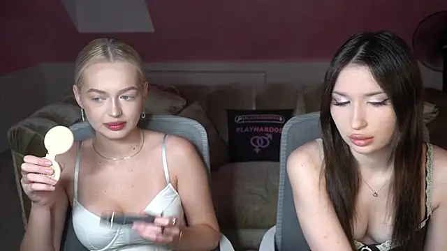 Liza Mur online show from November 2025 03:12:02 PM