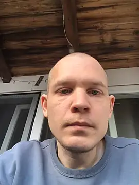 Spielzeugtwink online show from March 2026 01:45:01 PM