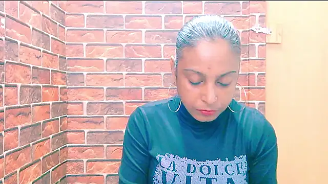 Snapshot of indian_spice_girl chatting on April 2026 06:49:02 AM indian spice girl online show from April 2026 06:49:02 AM