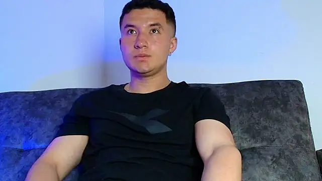 Snapshot of Ethan-Connor chatting on November 2025 08:20:01 PM Ethan-Connor online show from November 2025 08:20:01 PM