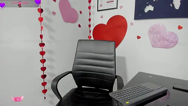 Snapshot of Nanku_Na chatting on February 2026 01:09:02 PM Nanku Na online show from February 2026 01:09:02 PM