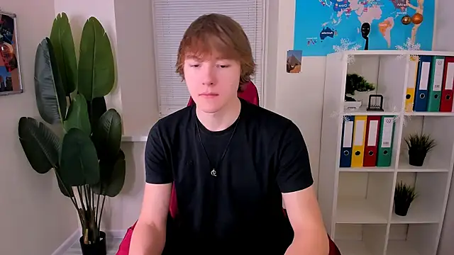 DonaldWoon online show from December 2025 11:17:01 AM