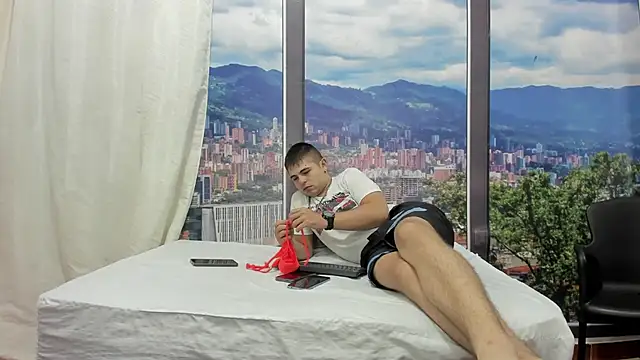 SabrinaAndEddy online show from April 2026 08:34:02 PM