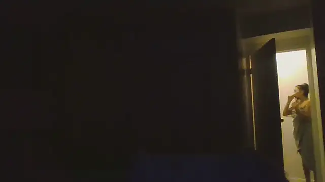 Snapshot of cryptokimgirl chatting on March 2026 02:39:02 AM cryptokimgirl online show from March 2026 02:39:02 AM