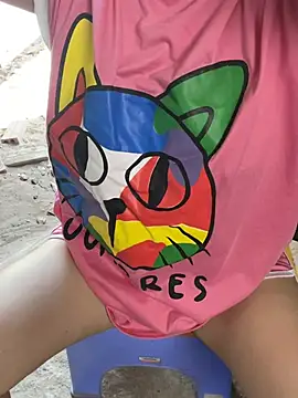 XndSeraphina online show from March 2026 04:42:02 AM