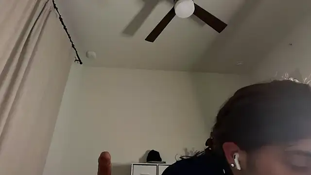 Snapshot of sethhtx713 chatting on June 2026 10:52:02 AM sethhtx713 online show from June 2026 10:52:02 AM