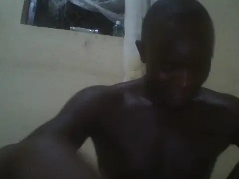 Snapshot of UsTwo_ chatting on November 2025 08:08:02 PM UsTwo online show from November 2025 08:08:02 PM