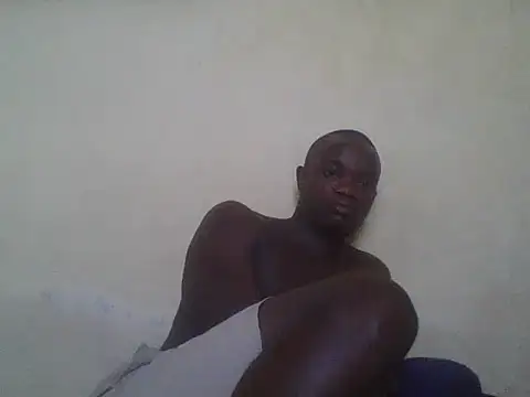 Snapshot of UsTwo_ chatting on November 2025 03:53:02 AM UsTwo online show from November 2025 03:53:02 AM