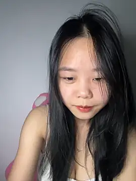 Snapshot of Kiee-lee chatting on November 2025 01:26:02 PM Kiee-lee online show from November 2025 01:26:02 PM