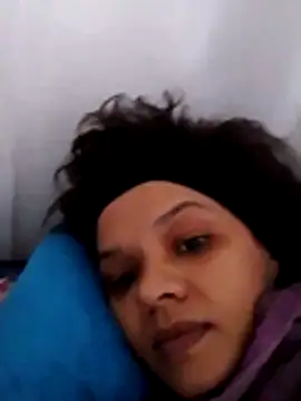 Snapshot of Cadence28 chatting on December 2025 04:31:02 AM Cadence28 online show from December 2025 04:31:02 AM