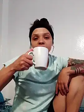 Snapshot of Cadence28 chatting on December 2025 11:15:02 AM Cadence28 online show from December 2025 11:15:02 AM