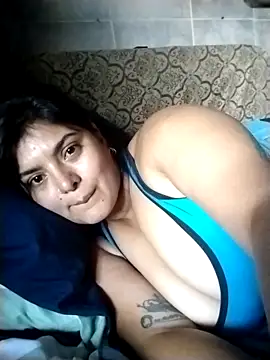 YouladyVidal online show from April 2026 07:07:02 PM