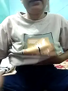 Miss tinaaa online show from November 2025 08:58:01 AM