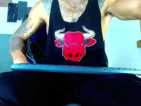 Snapshot of Hot_Latino_x chatting on February 2026 07:17:02 PM Hot Latino x online show from February 2026 07:17:02 PM