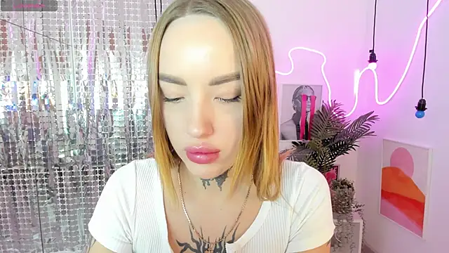 MarquiseMuse online show from December 2025 09:58:02 AM