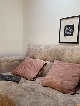 Madisonlaraa online show from December 2025 07:12:02 PM