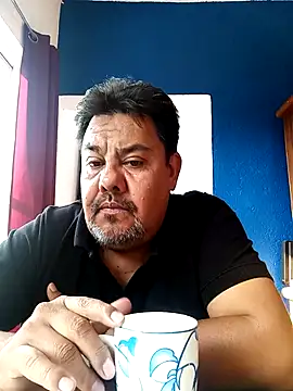 Snapshot of AlexCancun chatting on December 2025 03:29:01 PM AlexCancun online show from December 2025 03:29:01 PM