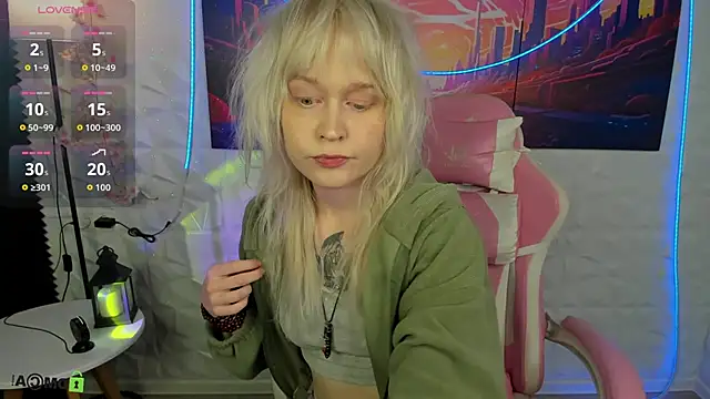 Snapshot of Eclipse_Auralis chatting on November 2025 09:35:01 AM Eclipse Auralis online show from November 2025 09:35:01 AM