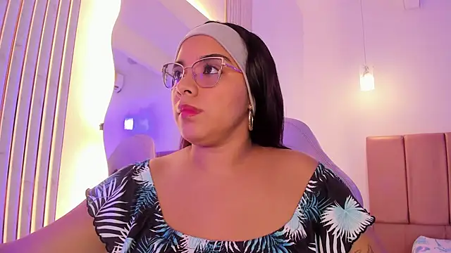 BrianaMyers online show from December 2025 07:33:02 PM