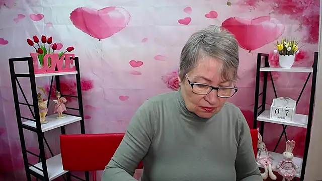 OlgaLuck online show from April 2026 05:08:01 AM