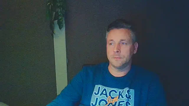 Hunter Fl online show from November 2025 05:01:01 PM