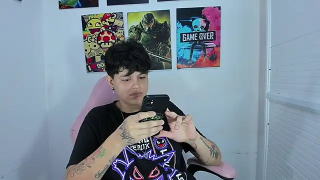  ian sweet online show from November 2025 07:02:02 PM